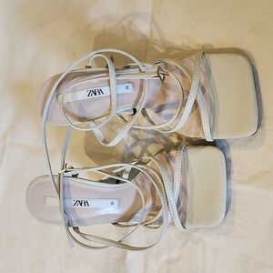 Zara cream color heel with strap shoe new no tag size 36